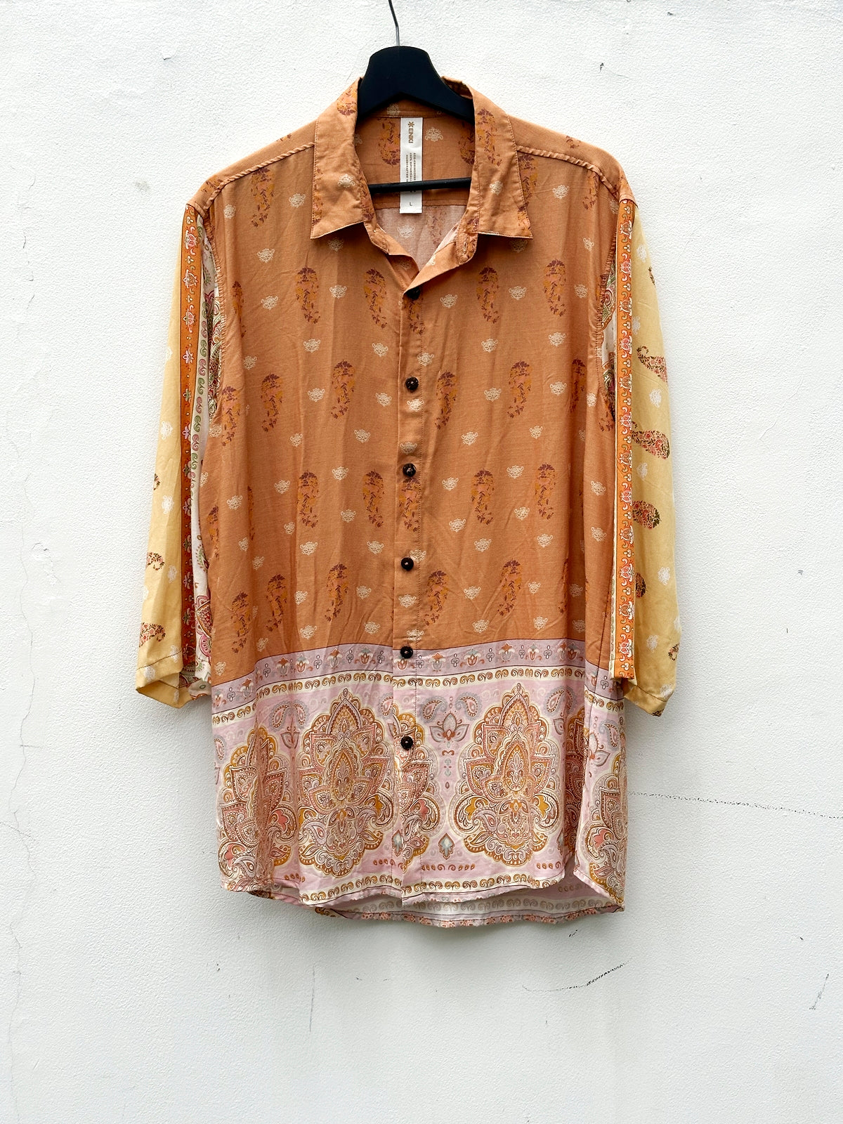 Enki 100% Cotton Orange Paisley 3/4 Sleeve Button-Up Collared Shirt