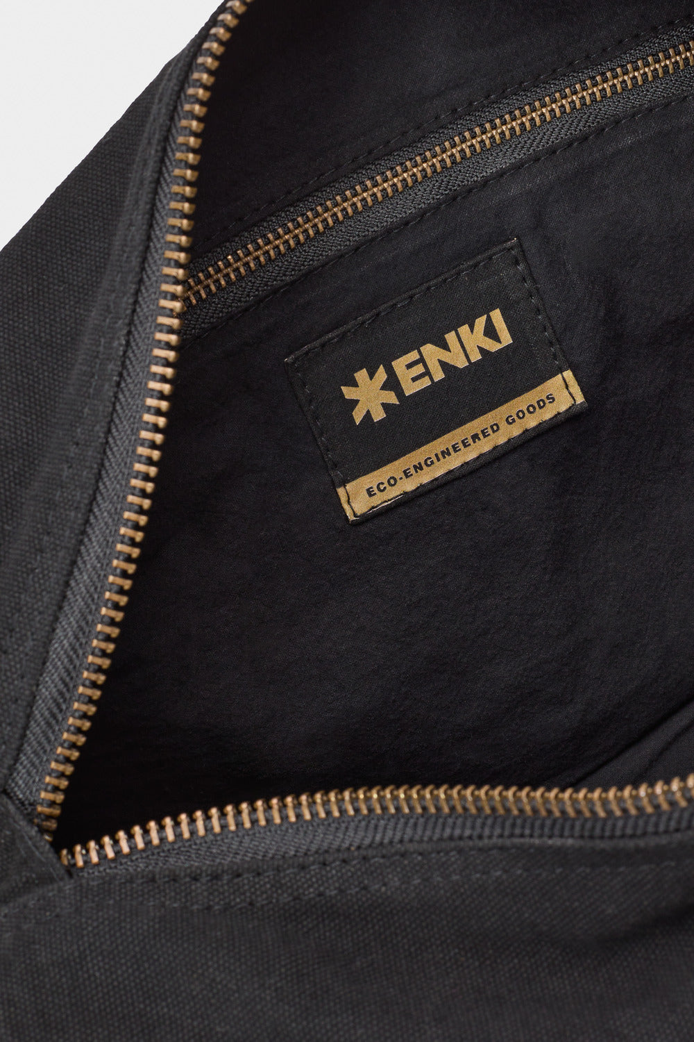 www.enkieyewear.com Enki Eco Nidaba Men’s and Women’s Extra Large Duffle Bag