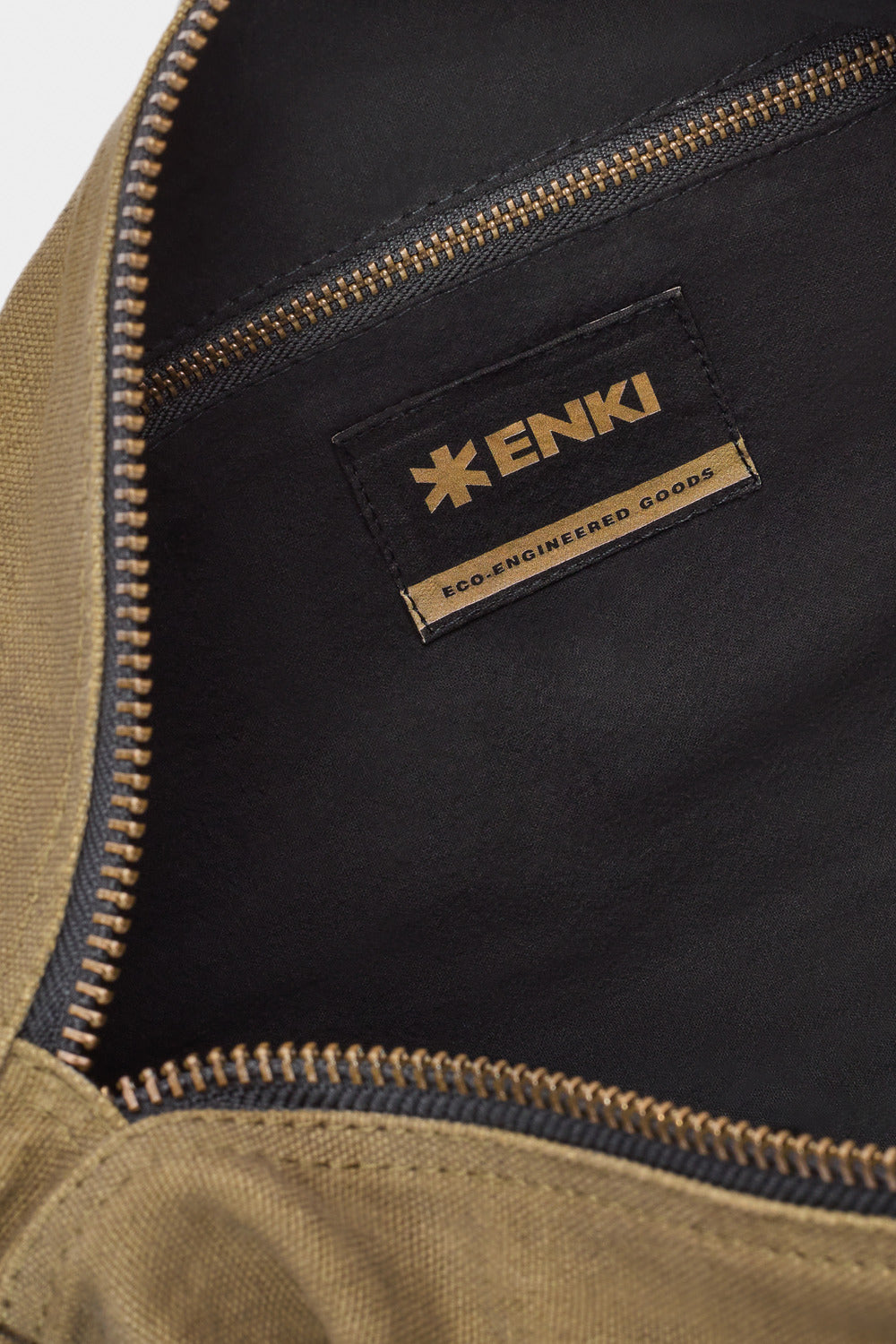 www.enkieyewear.com Enki Eco Ningizzida Men’s and Women’s Small Duffle Bag 